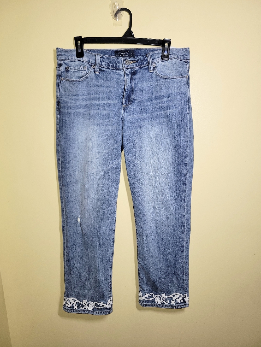 Lucky Brand Sweet Crop Embroidered Jeans 12 31